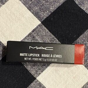 MAC Cosmetics Matte Lipstick - Chili